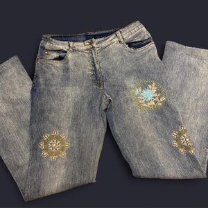 Embroidered Light Wash Blue Women's Jeans